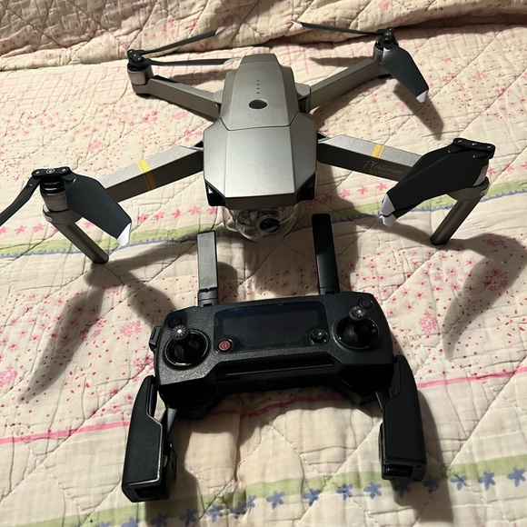 DJI Mavic Pro Platinum - Picture 3 of 8